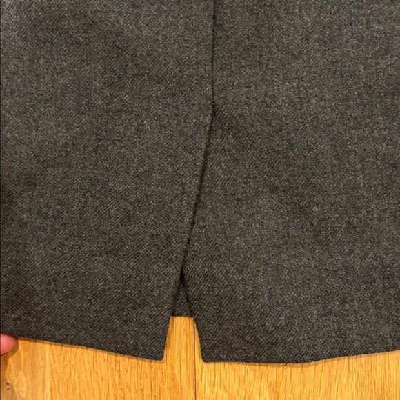 J. Crew Pencil Skirt 100% Wool Grey EUC Size 4 - Picture 5 of 7